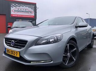 Volvo V40 1.6 T3 Momentum met NAP voor 11999.- euro