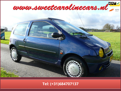 Renault Twingo 1.2 Air uit 2000, schuifdak, elektrische ramen, apk Sep 2024, Zuinige Auto.!!