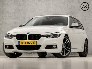 BMW 3 Serie Touring 330i M Sport 252Pk Automaat (PANORAMADAK, GROOT NAVI, SPORT AUTOMAAT, M-PAKKET, ALCANTARA SPORTSTOELEN, STOELVERWARMING, SHADOW LINE, GETINT GLAS, LED KOPAMPEN, NIEUWSTAAT)