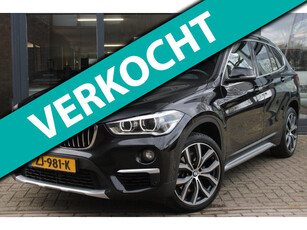 BMW X1 SDrive20i High Executive | Head Up | Adaptive Cruise | Achteruitrijcamera | Schuif/Kantel-dak | Stoelverwarming | Navigatie