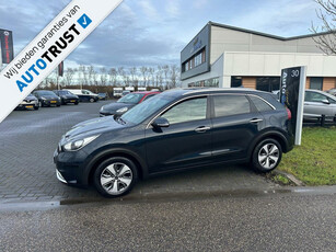 Kia Niro 1.6 GDi Hybrid First Edition Chrome,LMV,Navigatie