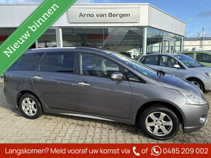 Mitsubishi Grandis 2.4-16V InSport, AUTOMAAT, 7 persoons, climatronic, cruisecontrol, pdc, trekhaak, van 2e eigenaar.