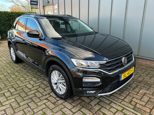 Volkswagen T-Roc 1.0 TSI Style NAP//AIRCO//CRUISE//NAVI//ELEC.RAMEN