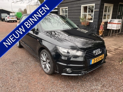 Audi A1 Sportback 1.2 TFSI Admired NAVNAP (bj 2014)