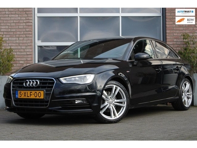 Audi A3 Limousine 1.6 TDI Navi / PDC / S-line