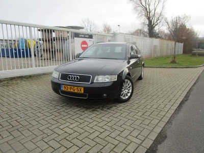 Audi A4 Avant 2.4 Pro Line MT , Automaat