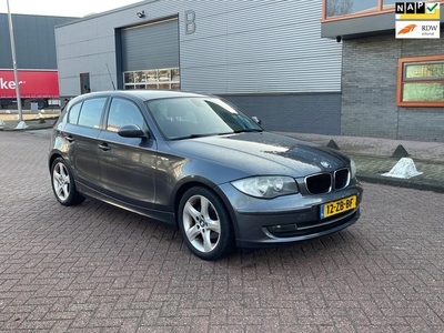 BMW 1-serie 118i Business Line APK Volledig onderhouden 6