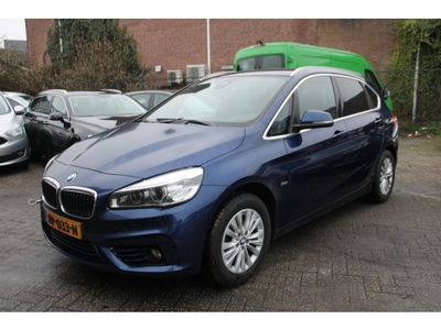 BMW 2 Serie Active Tourer 218i Sport - € 5.300,- NETTO! -