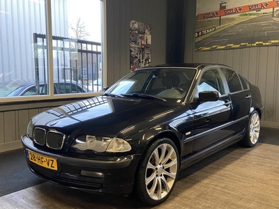 BMW 3 Serie 318i Executive (bj 2001)