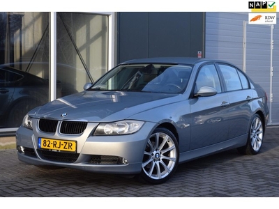 BMW 3-serie 320i Dynamic Executive Nwe Ketting +