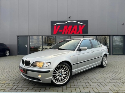 BMW 320i 2.2 AUT Special Exec Leer Sportint Navi Stoelvw PDC