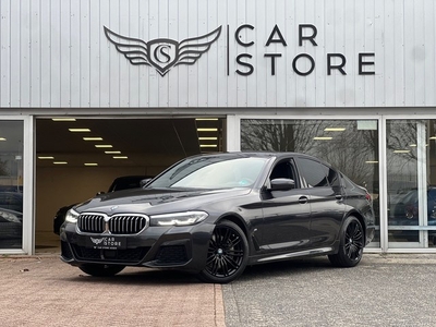 BMW 5 Serie 540i M Sport / 340PK / HEAD UP / LED / 19