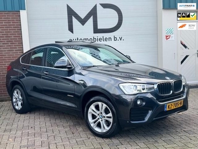 BMW X4 XDrive20i Centennial High Executive / Schuif-Dak