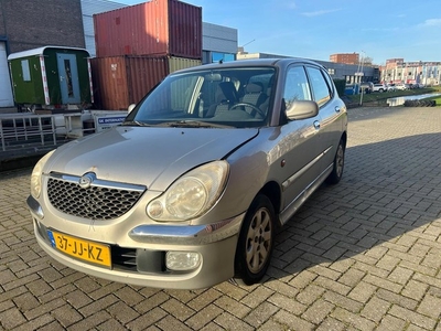 Daihatsu Sirion 1.3-16V VTR 5drs. Stuurbekr. APK NAP