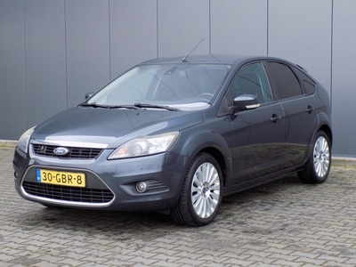 Ford Focus 1.8 Titanium Flexi Fuel Leer Xenon NW APK