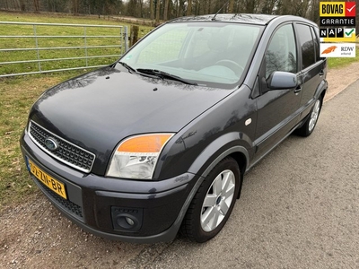 Ford Fusion 1.4-16V Futura keurig onderhouden met airco en