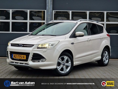 Ford Kuga 1.6 Titanium Plus 4WD 182pk Styling pack Full