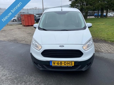 Ford Transit Courier (bj 2015)