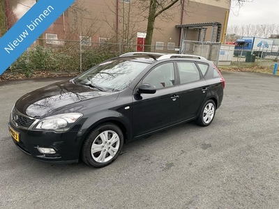 Kia cee'd 1.4 CVVT X-ecutive SUPER LEUKE AUTO INST MET EVT