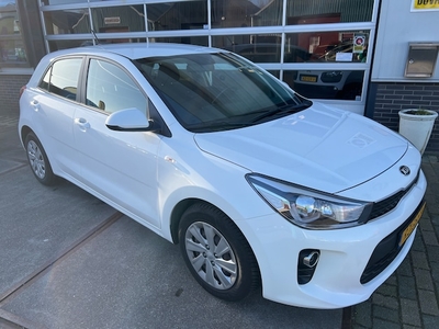 Kia Rio Benzine