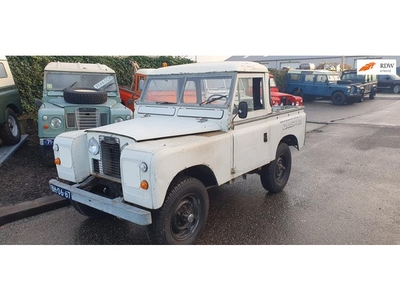 Land Rover 88 Series II