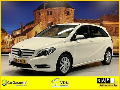 Mercedes-Benz B-klasse 180 Ambition Xenon Navi PDC trekhaak