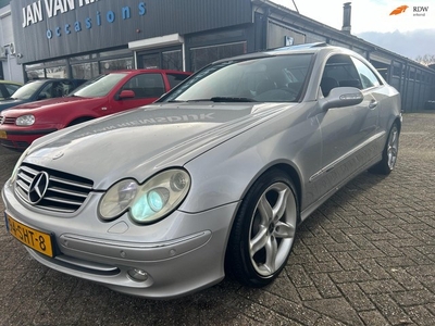 Mercedes-Benz CLK-klasse Coupé 320 Avantgarde Automaat Leer