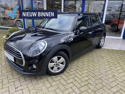 MINI MINI 1.5 Cooper navigatie airco 4 deurs lm velgen