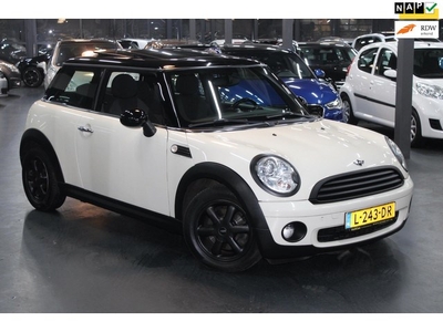 Mini Mini 1.6 Cooper AUT.PANOXENONECC114.000KM