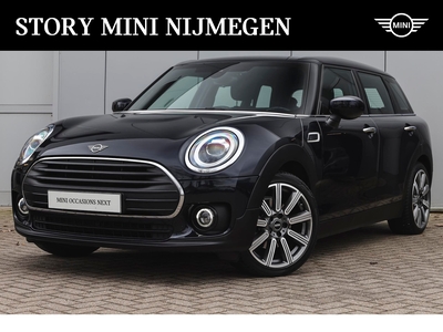 MINI MINI Clubman Cooper Salt Automaat / LED / Comfort Access / Stoelverwarming / Navigatie / Cruise Control / PDC achter