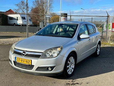 Opel Astra 1.6 Elegance