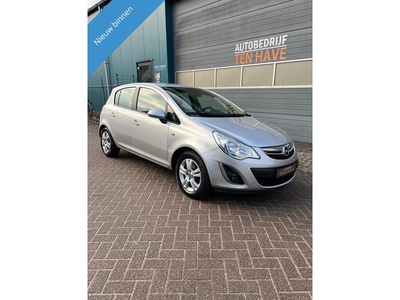 Opel Corsa AIRCO CRUISE LEDER NIEUWE APK