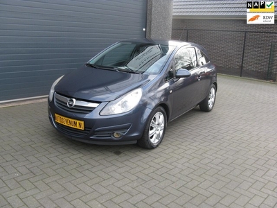 Opel Corsa 1.2-16V Essentia