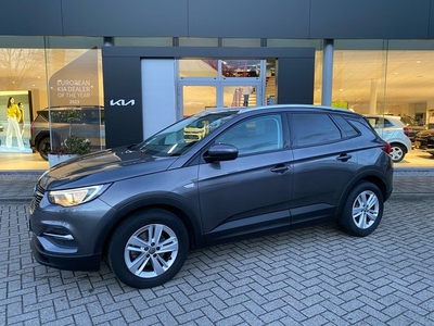 Opel Grandland X 1.2 Turbo Business + Carplay Camera