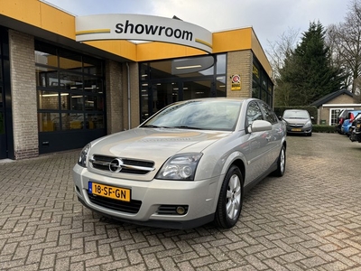 Opel Vectra 2.2-16V V-line Climate Control (bj 2005)