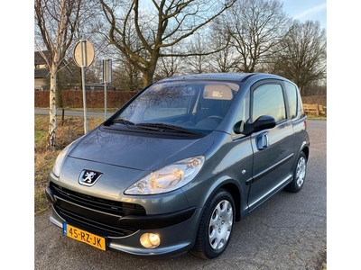 Peugeot 1007 1.6-16V Sporty Automaat VERKOCHT