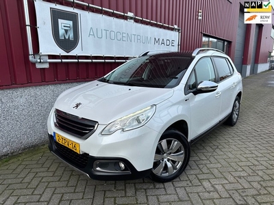 Peugeot 2008 1.2 PureTech Style // Cima // PDC // Navi