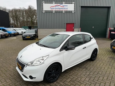 Peugeot 208 1.2 VTi Access Prijs Inclusief: Apk , benodigde