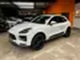 PORSCHE MACAN 3.0 S / Pano / Luchtvering / 21inch / Sportchrono / sportuitlaat