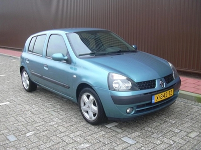 Renault Clio 1.4-16V Privilège met 112000 KM !!!!