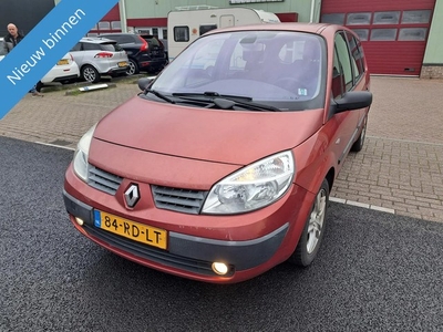 Renault Scénic 1.6-16V Dynamique GERESERVEERD!!!!!!!!