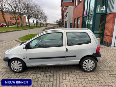 Renault Twingo VERKOCHT ! 1.2-16V Hélios APK TM