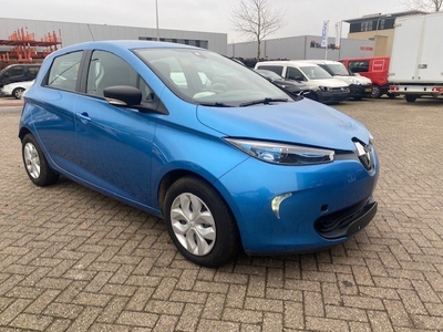 Renault ZOE R90 Life 41 kWh FULL ELECTRIC INCL. BATTERY!!