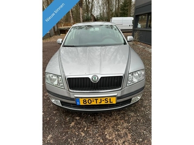 Skoda Octavia 1.6 Ambiente AUTOMAAT