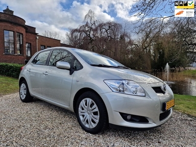 Toyota Auris Benzine