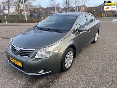 Toyota Avensis Benzine