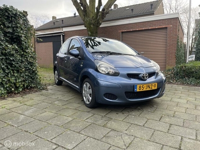 Toyota Aygo 1.0-12V Comfort 2de eigenaar - Nieuwe APK