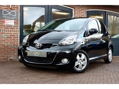 Toyota Aygo 1.0-12V Comfort. AUTOMAAT AIRCO NAVIGATIE