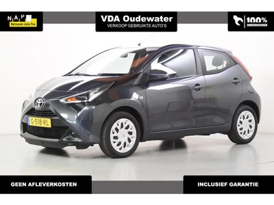 Toyota Aygo 1.0 X-play Limited Keyless Carplay CAM