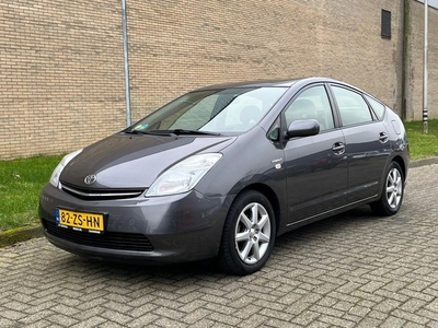 Toyota Prius 1.5 VVT-i Comfort NAP 6 MAANDEN GARANTIE